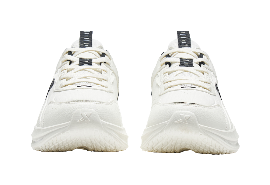 XTEP Anti-Slip Wear-Resistant Low-Top Running Shoes Men's White Black 