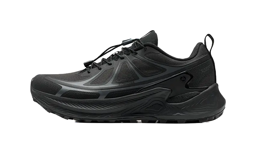 XTEP Chasing Mountains PRO Men's Low-Top Outdoor Shoes - Shock Absorption Slip & Abrasion Resistant Black 