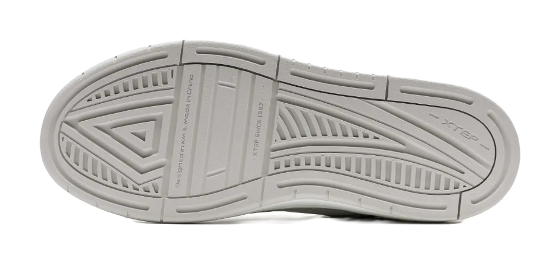 XTEP Clover White 3.0 Air Force 1 Wear resistant And Lightweight Low top Skateboard Shoes Men's Gray White 