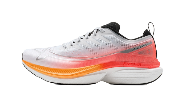 XTEP Cushioned Slip-Resistant Abrasion-Resistant Low-Top Long Distance Running Running Shoes Unisex White Red Black 