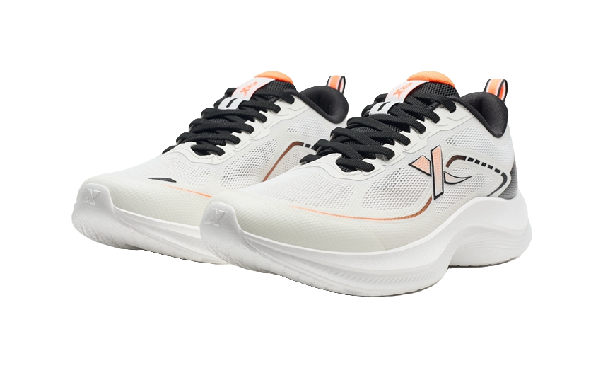 XTEP Feather Rebound Lightweight Low top Casual Sprint City Commute Running Shoes Men's Sail White/Black 