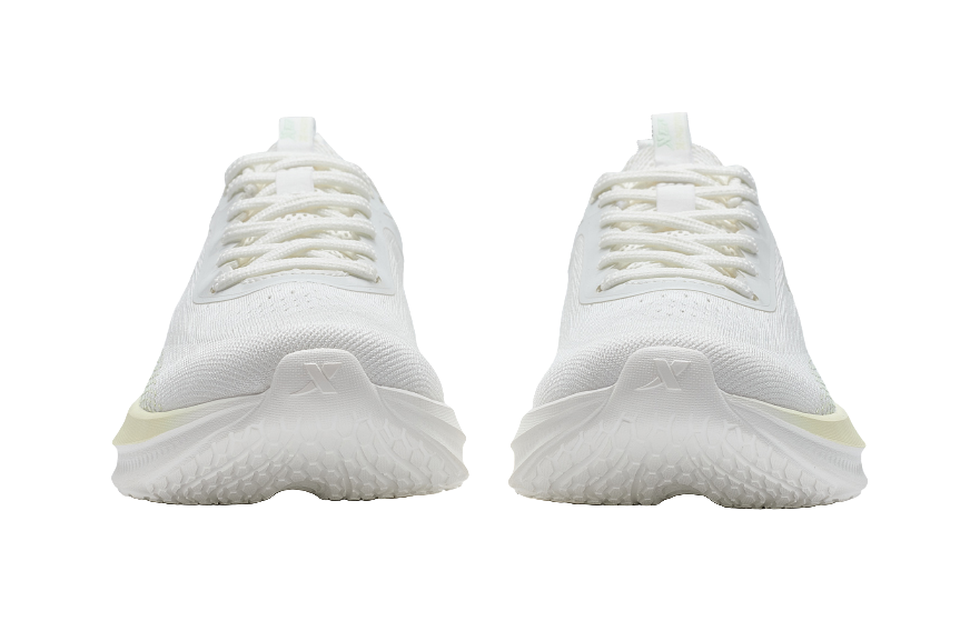 XTEP Feather Slip Resistant Abrasion Resistant Running Shoes Women's 