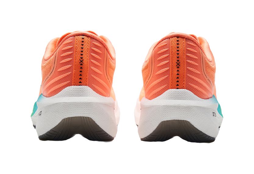 XTEP Integrated Molding Generation 1 Cushioning Wear-Resistant Low-Top Running Shoes Men's Fluorescent Soft Orange 