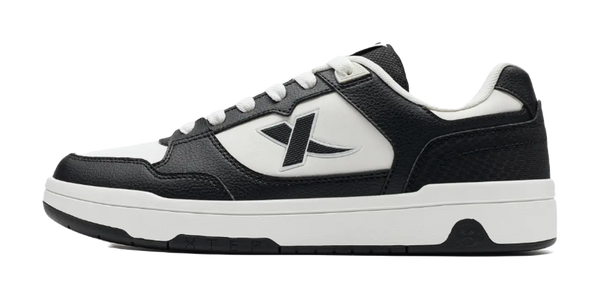 XTEP Lightweight Coverage Low-Top Skateboard Shoes Men's Black/Sail White 