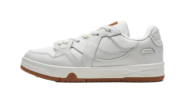 XTEP MAXX1.0 Slip Resistant And Breathable Low top Skateboard Shoes Women's White 