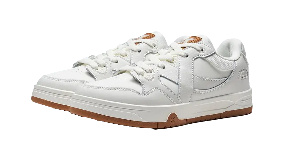 XTEP MAXX1.0 Slip Resistant And Breathable Low top Skateboard Shoes Women's White 