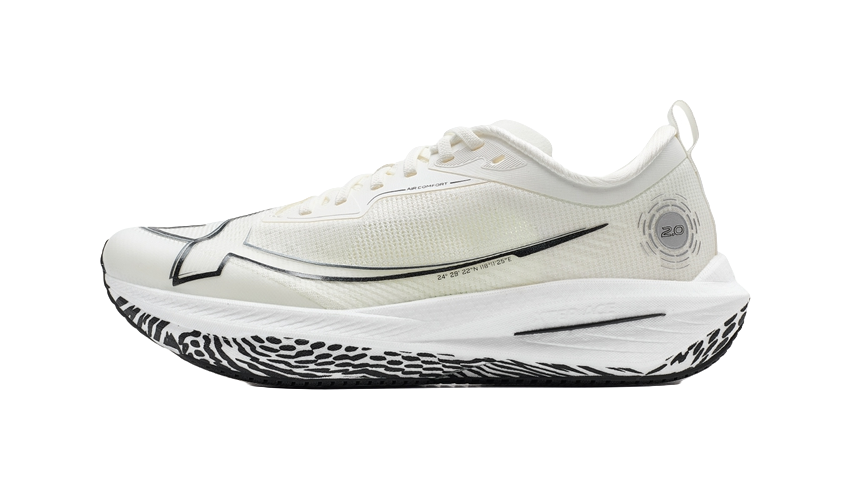 XTEP One piece Molded 2nd Generation Cushioning, Wear Resistant Low top Running Shoes Men's Canvas White/Black 