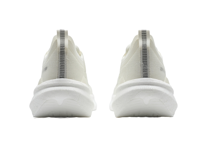 XTEP Two Thousand Kilometers 2.0 Slip Resistant Abrasion Resistant Low top Running Shoes Men's Light Series Rocking 