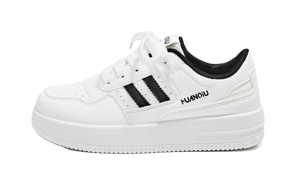 HUANQIU Slip Resistant, Abrasion Resistant, Lightweight Low Top Skateboard Shoes Women's White Black 