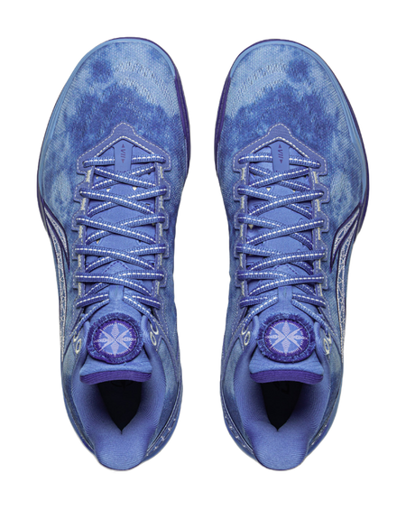 Pair of men's sky blue low-top basketball shoes, lace-up fronts, padded tongue and collar