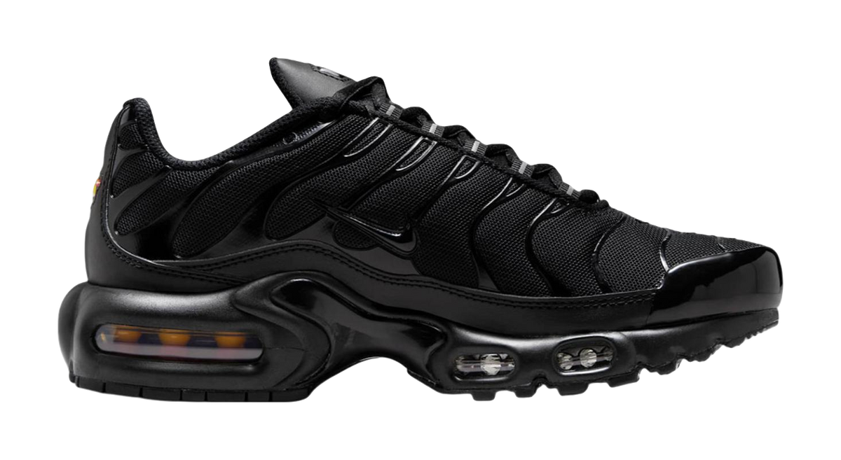 Nike Air Max Plus Triple Black Womens  vjsneaker.com