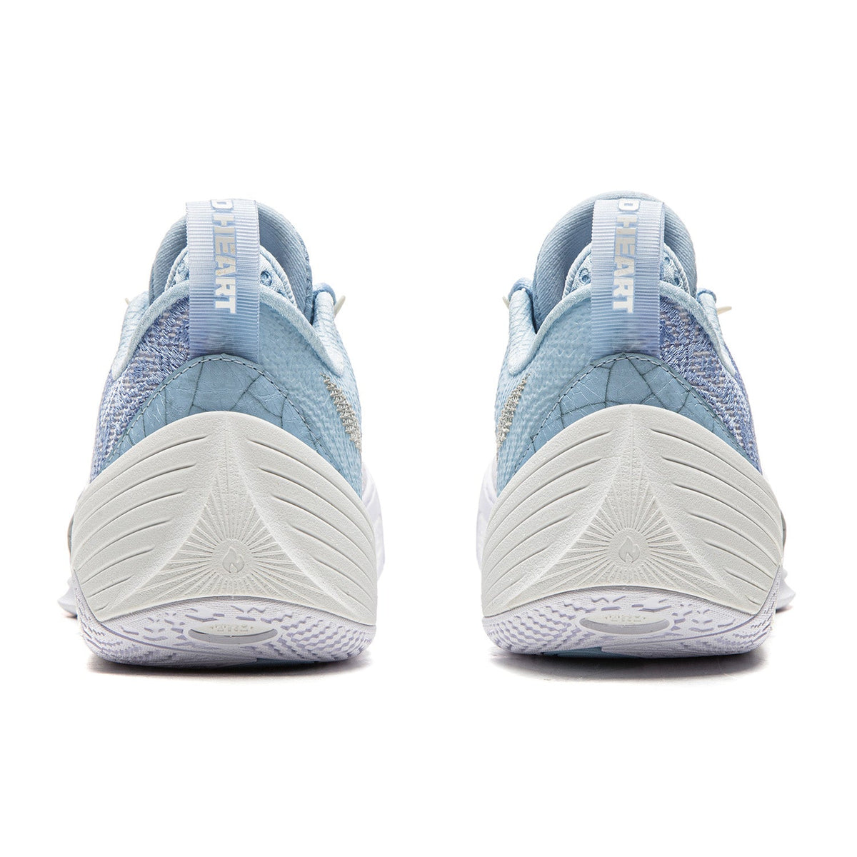 Men’s basketball shoe heels in light blue and white, with padded collar and grippy tread.