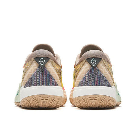Basketball shoes heels, beige collar with blue-gray knit, white heel tab, tan tread