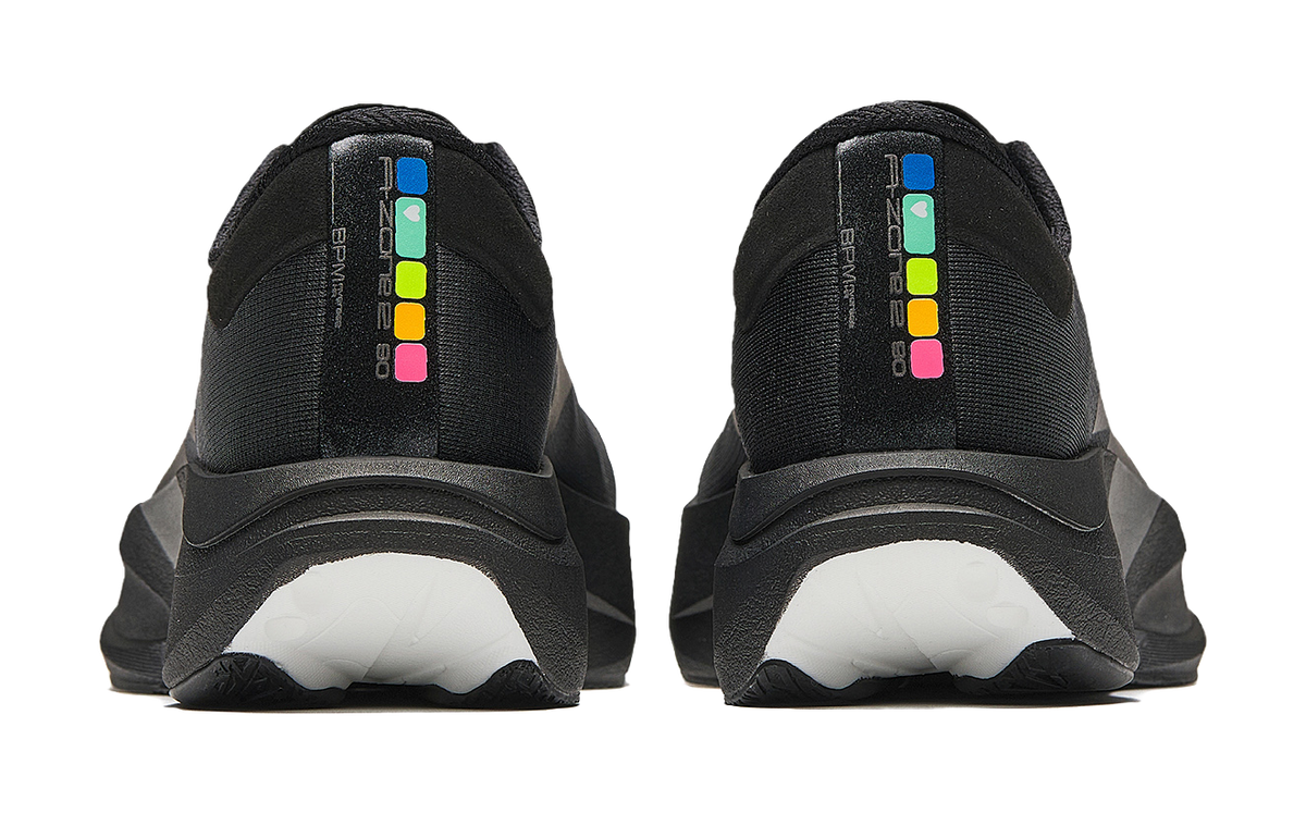 Men's low-top running shoes with black heel and multicolor logo accents on lining