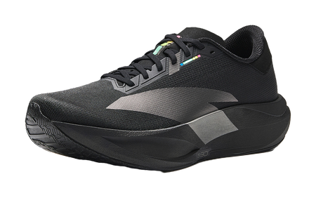 Men's low-top running shoes in black with gray geometric side panels and black outsole