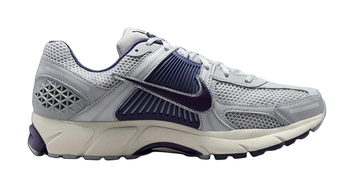 Nike Zoom Vomero 5 Yankees  vjsneaker.com