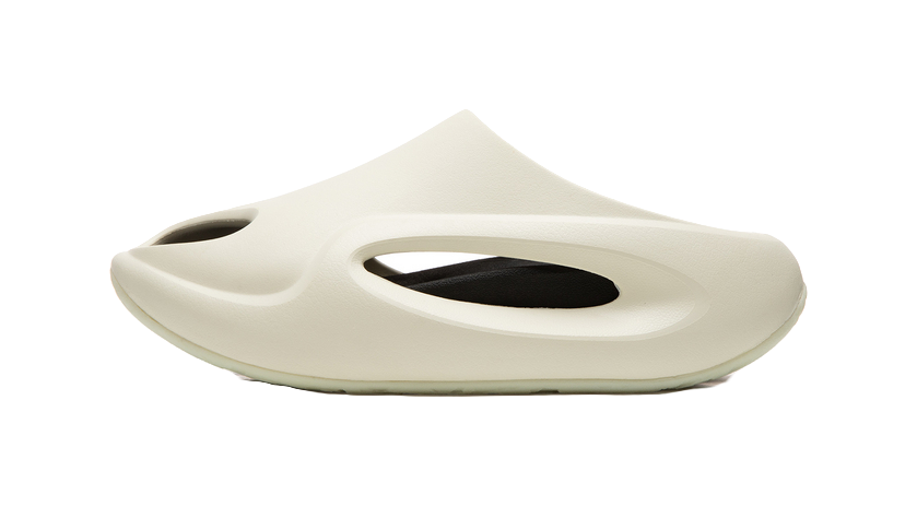 Li Ning slide slippers in off-white with oval vent cutouts