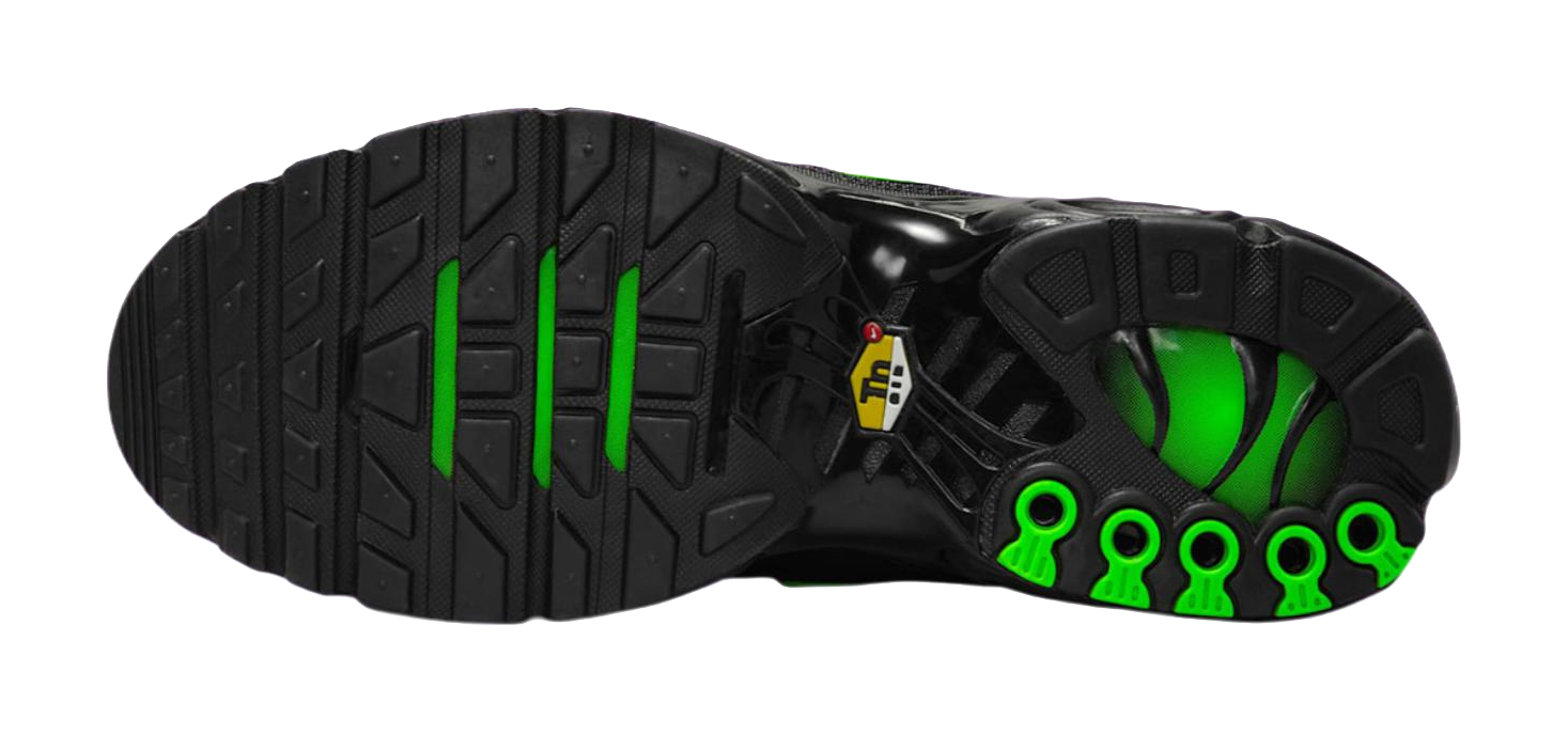 Nike Air Max Plus Abrasion Resistant Low top Training Casual Running Shoes Mens Black Green  vjsneaker.com