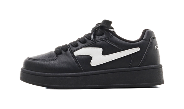 HUANQIU Slip Resistant, Abrasion Resistant, Lightweight Low top Skateboard Shoes Women's Black White 