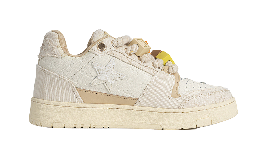 KAALIXTO Retro Jacquard 'Lace' Stars Shoes Abrasion Resistant Low top Skateboard Shoes Unisex Beige