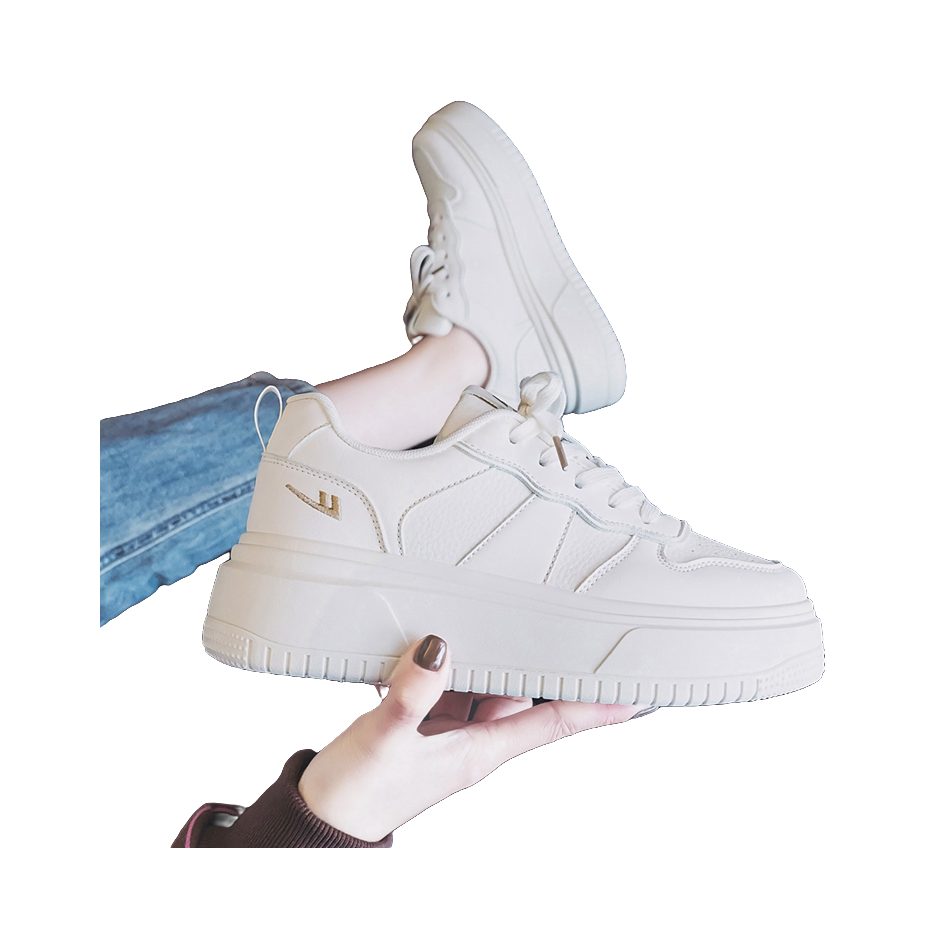Warrior White Sneakers Height Increasing Low top Skateboard Shoes Women's 