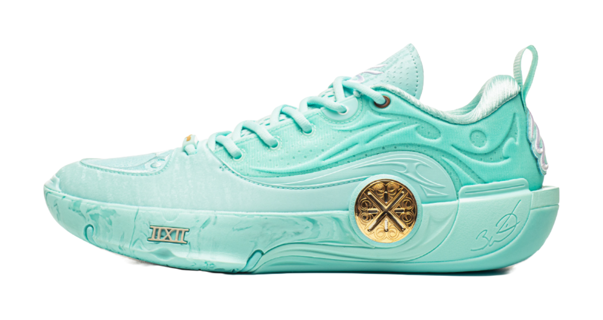 Men's low-top basketball shoes in light teal with lace-up and gold emblem detail