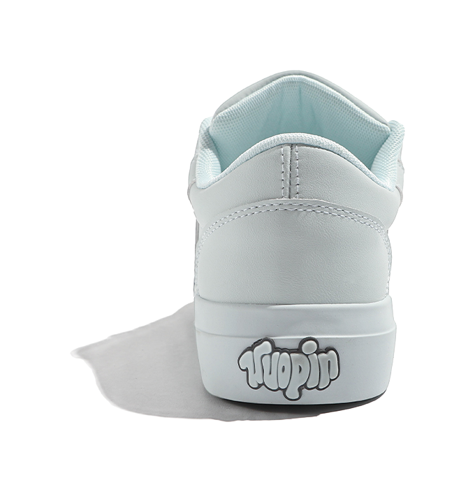 TUOPIN Pie Shoes Slip Resistant Waterproof Abrasion Resistant Lightweight Breathable Low top Skateboard Shoes Women's 