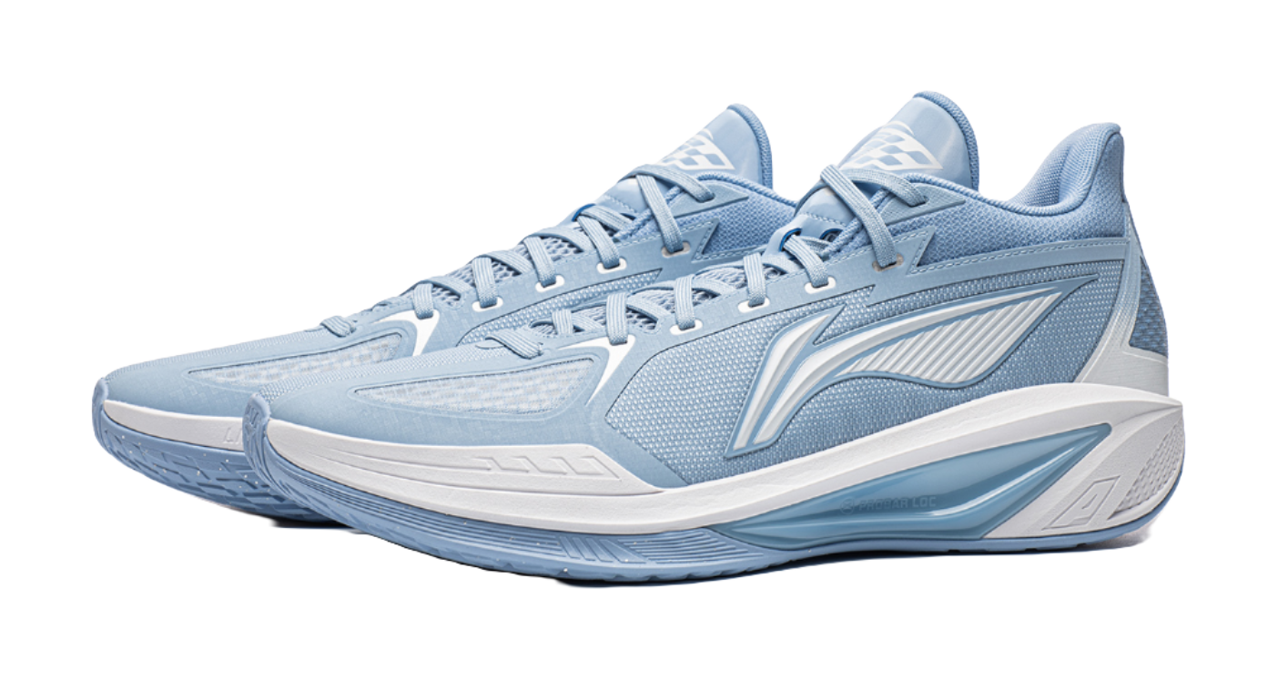 Li Ning low-top basketball shoes, angled side view with cushioned collar