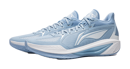 Li Ning low-top basketball shoes, angled side view with cushioned collar