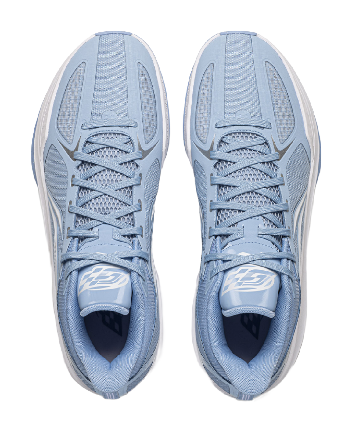 Li Ning basketball shoes pair, front view with lace-up and breathable upper