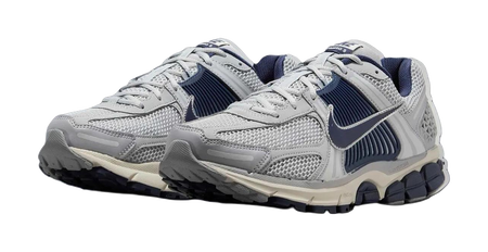 Nike Zoom Vomero 5 Yankees  vjsneaker.com