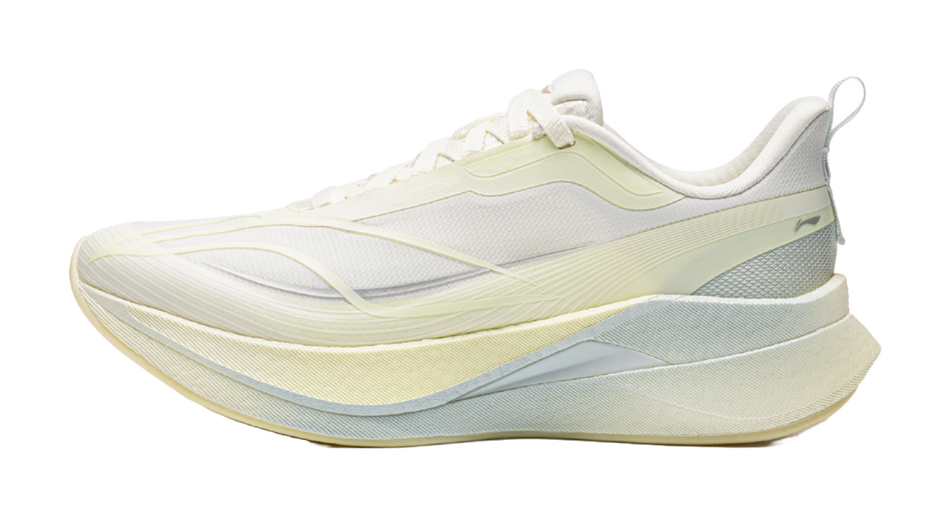 Women's low-top running shoes, off-white with pale yellow and light blue panels