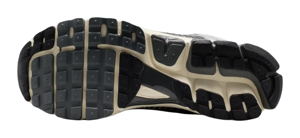 Nike Zoom Vomero 5 Running Shoes Mens Gray Silver  vjsneaker.com