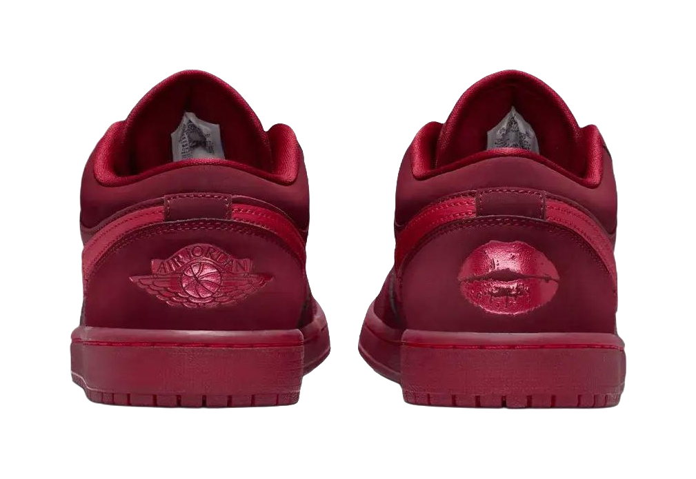 Jordan Air Jordan 1 Low top Vintage Basketball Shoes Womens Red  vjsneaker.com
