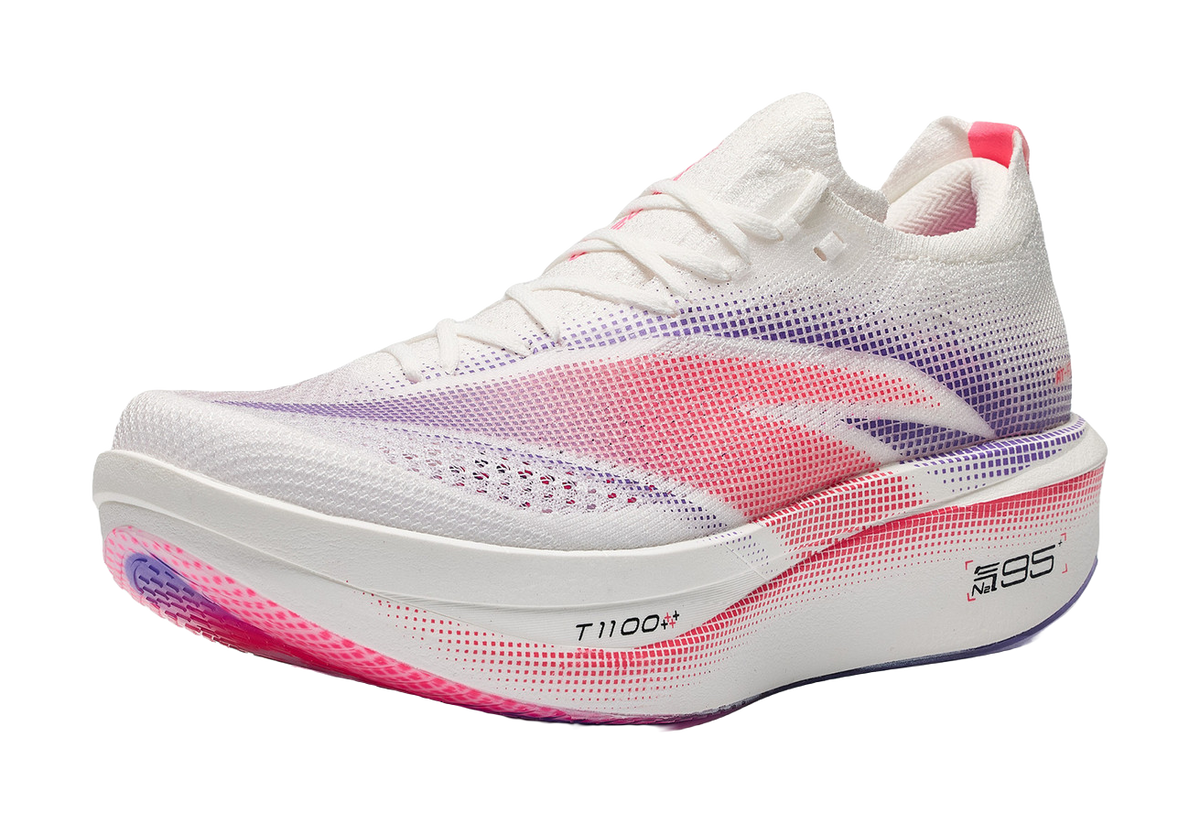 Low-cut running sneaker in white and purple with red-blue side stripe, knit upper