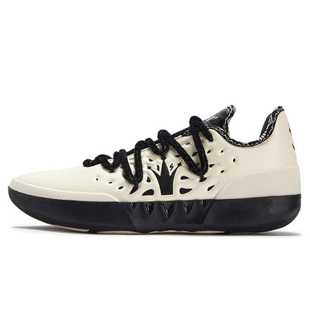 Men’s 361 Degrees Joker 2 low basketball shoes, oatmeal beige upper, black laces