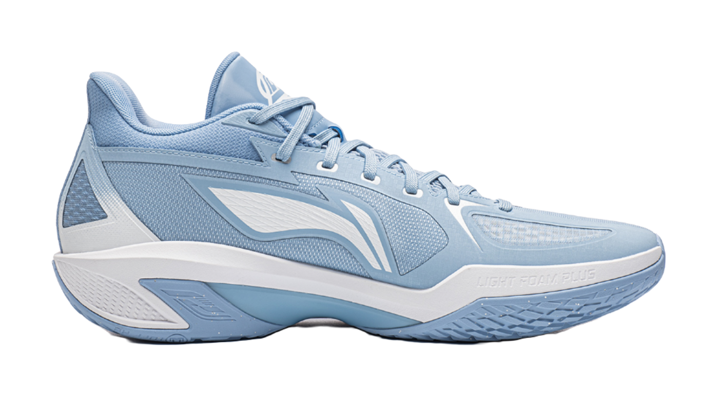 Li Ning low-top basketball shoes, side view with textured mesh upper