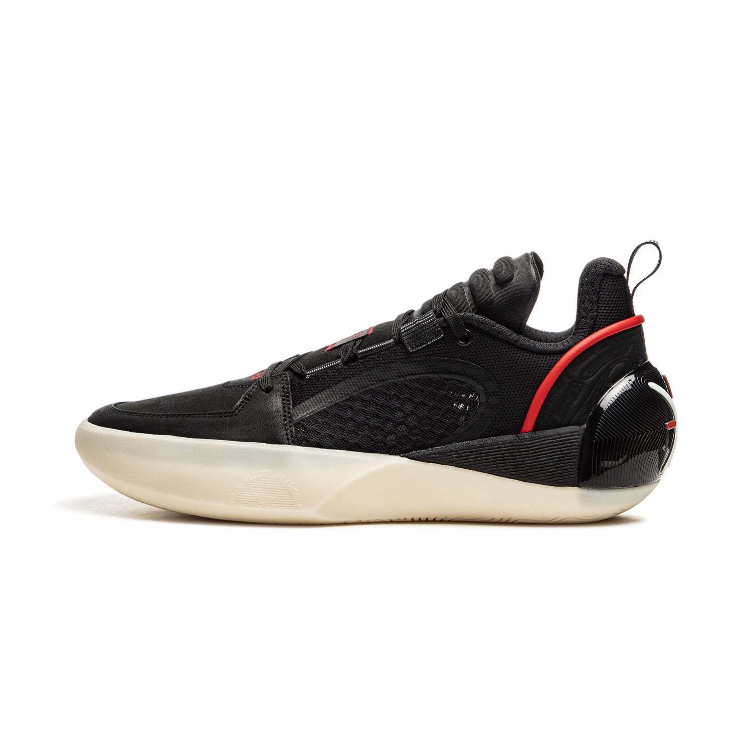 Men's black basketball shoes with red stripe and light sole, lace-up.