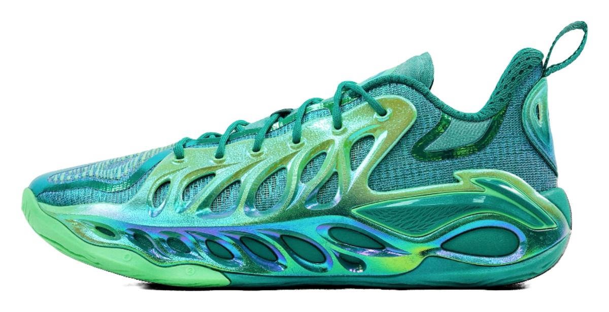 Li-Ning green basketball sneaker with chunky sculpted sole and lace-up upper