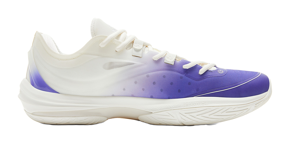 Lightweight basketball shoe, white upper with purple side panel and lace-up closure