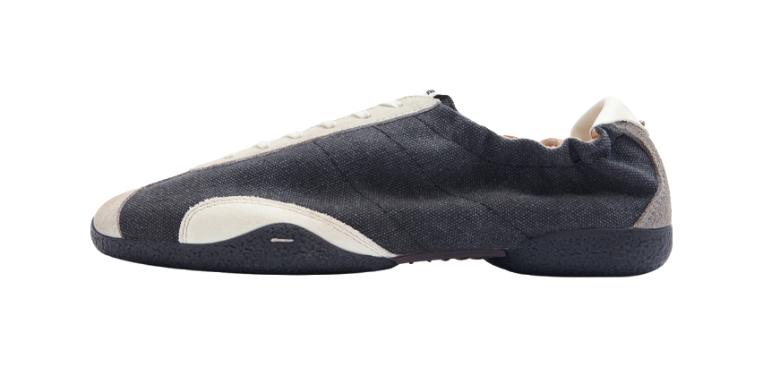 PANE low-top training shoes in dark navy with white side panel, casual lace-up