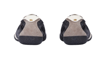 PANE low-top training shoes, back view with light gray heel panel and dark sole
