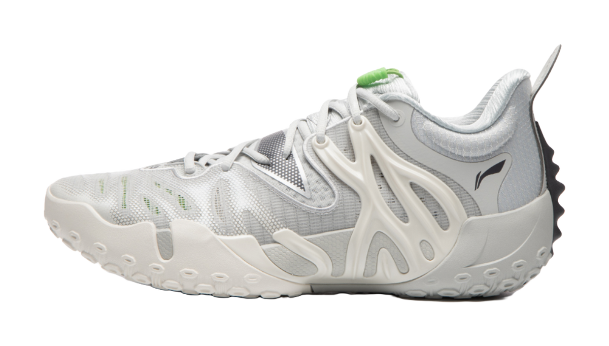 Li-Ning BadFive 6 unisex basketball shoe in white with green accents and chunky sole