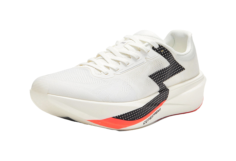 Unisex low running shoe, white lace-up upper with black logo and orange trim