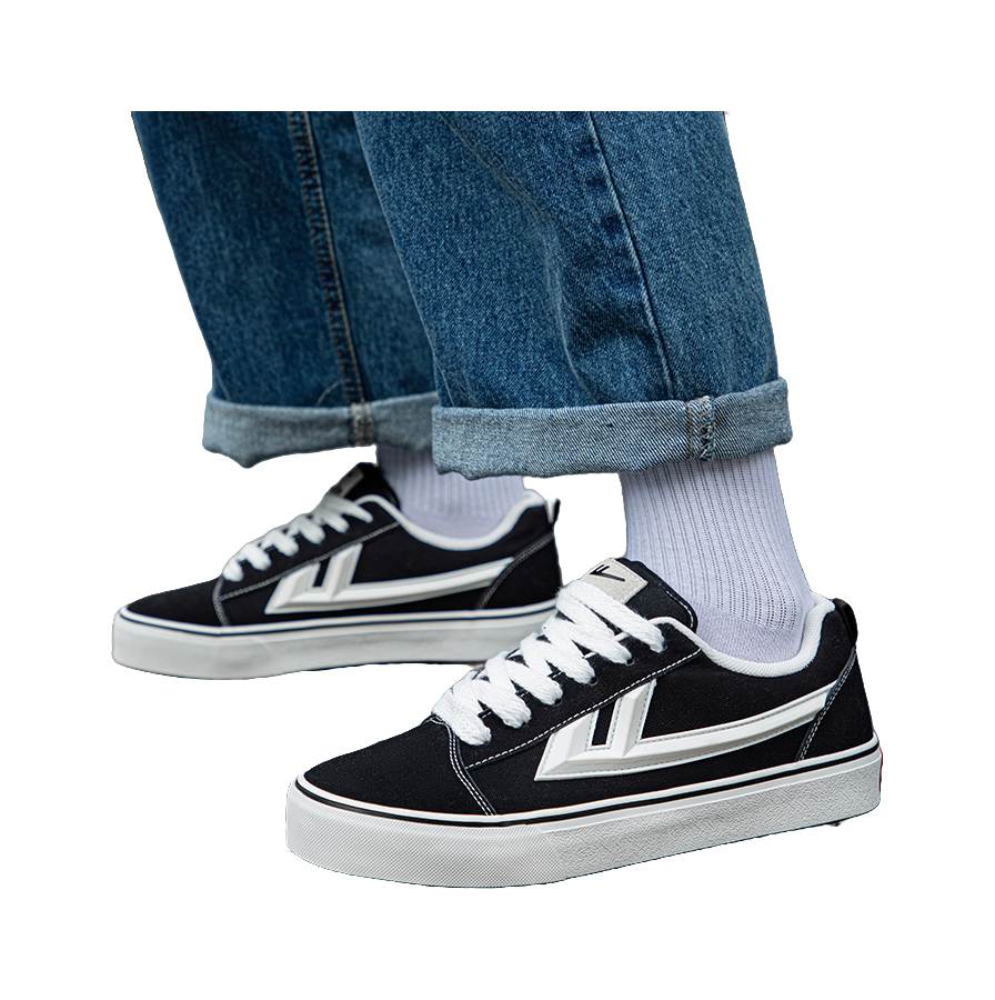 Warrior Back To School Selected, Casual Puffy Shoes Wear resistant And Lightweight Low top Canvas Shoes Unisex Black 
