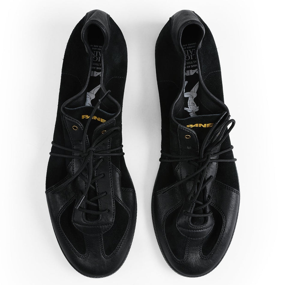 A pair of black leather lace-up shoes shown from a top-down view on a white background, with text below reading 'BLACK SHEEP 5272'.