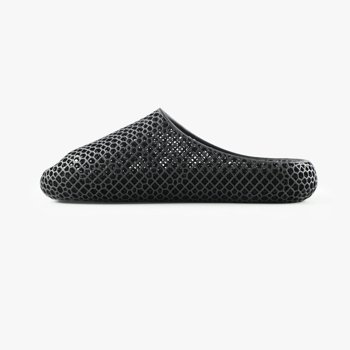 3D printed slippers, black side view with textured strap and open toe